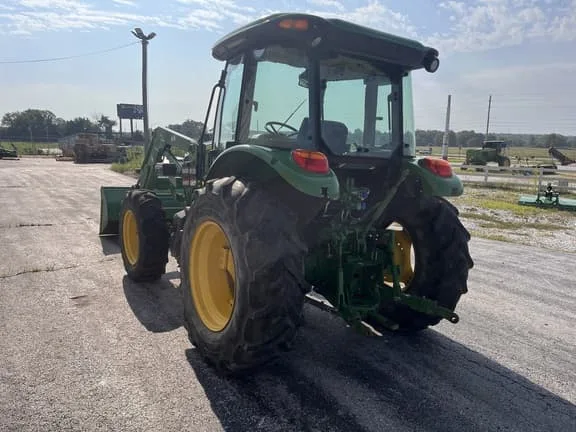 2025 John Deere 5085E - Thumbnail 2