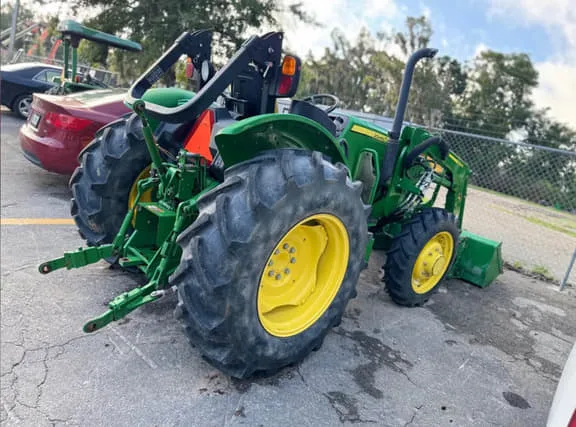 2016 John Deere 5075E - Thumbnail 5