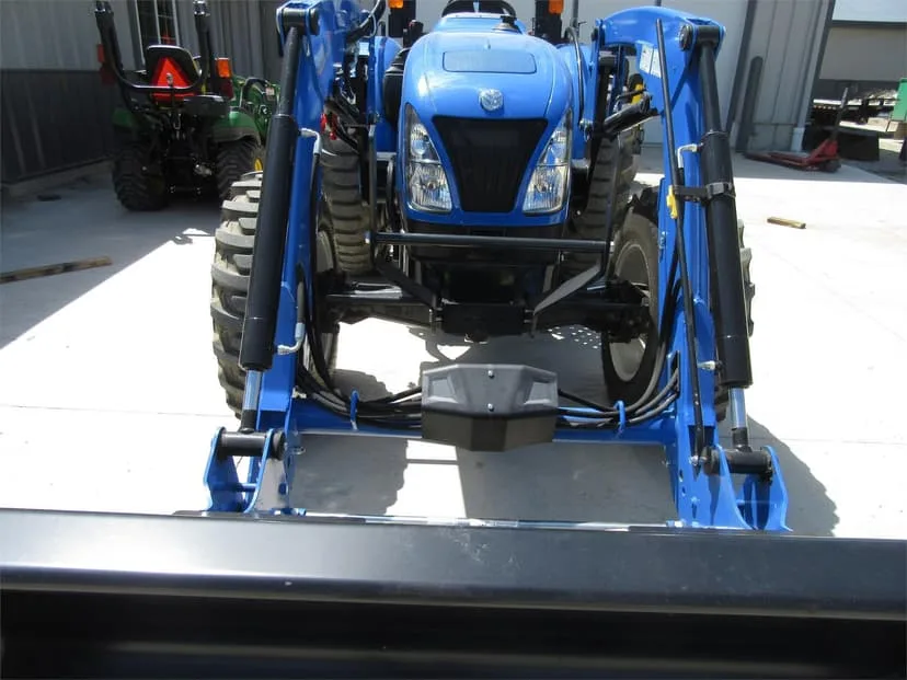2020 New Holland WorkMaster 50 - Thumbnail 3